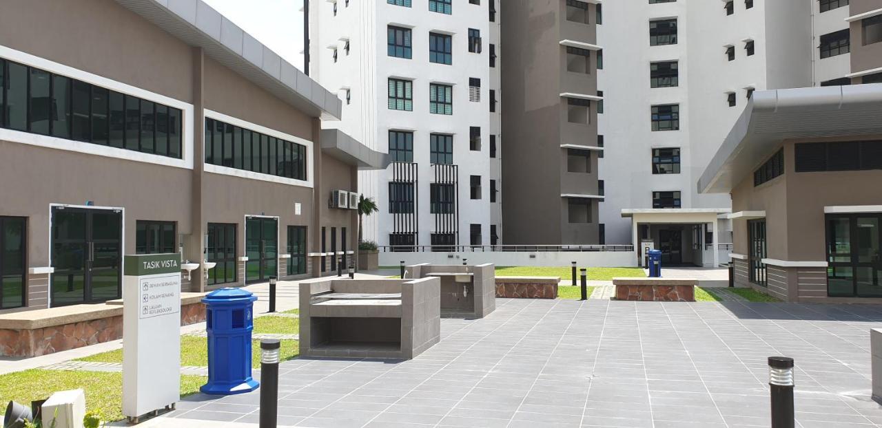 Vistamuslim Homestay Cheras Exterior foto